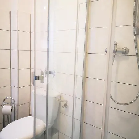 Bernkasteler Moselapartments 베른카슈텔쿠에스